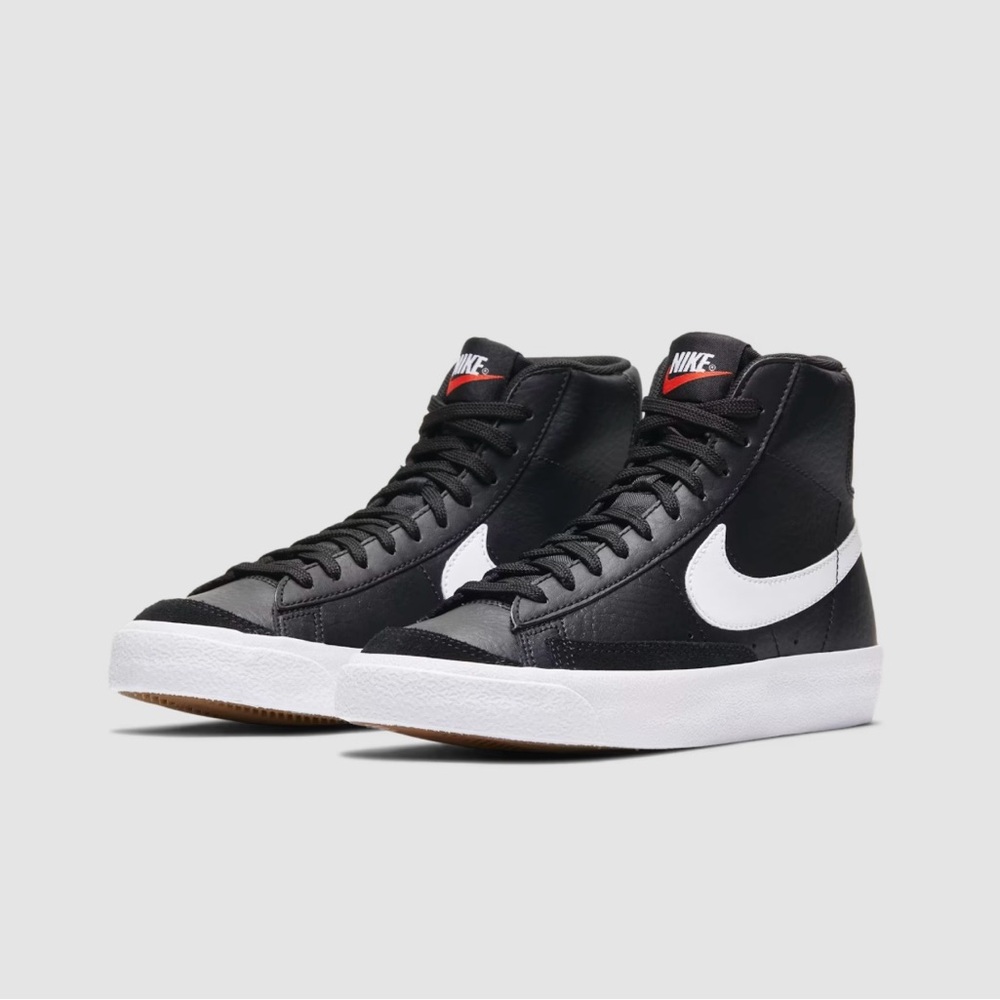 Nike Blazer Mid ‘77